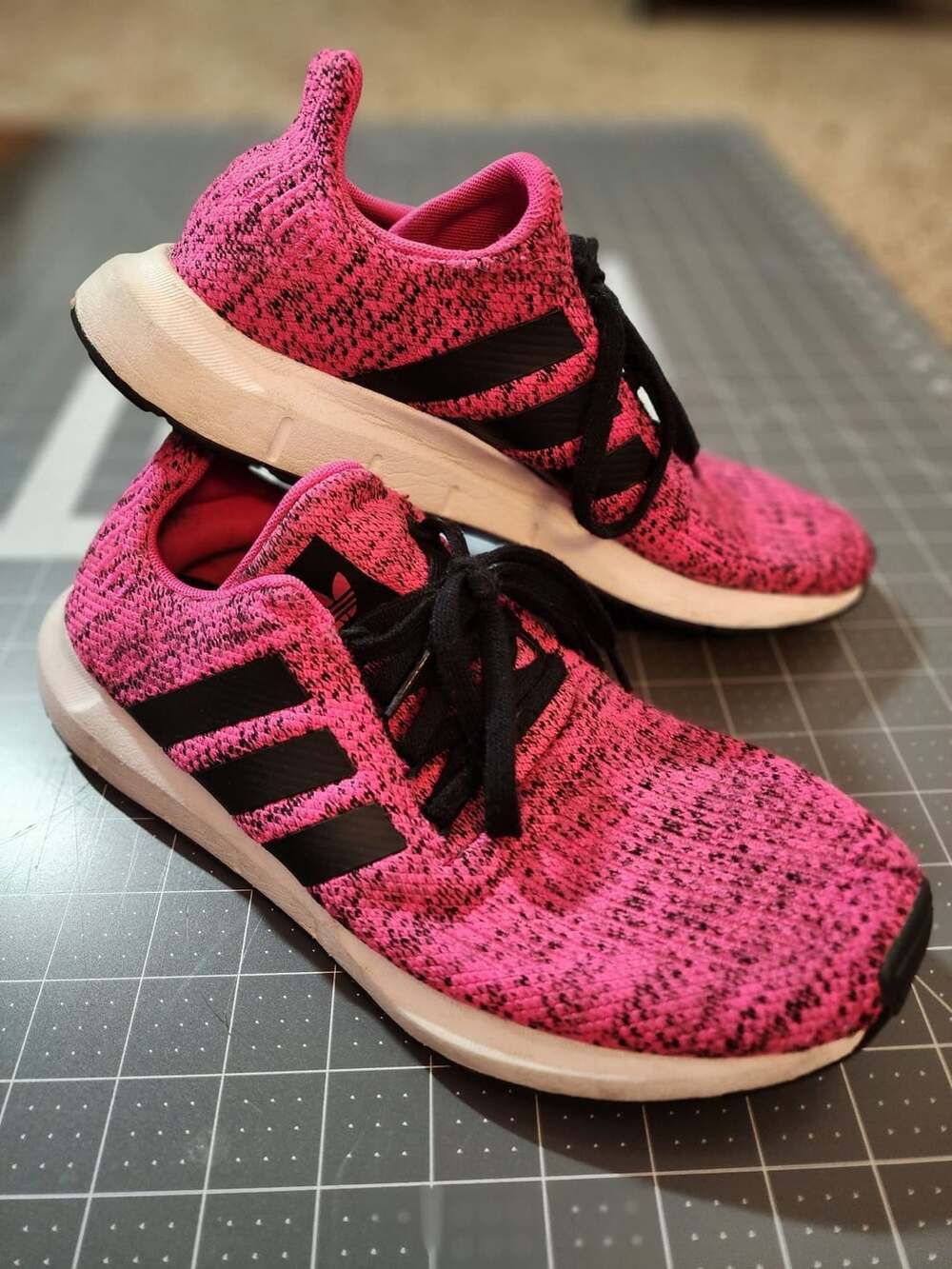 Adidas Swift Run Size 7 Pink Black Sneakers